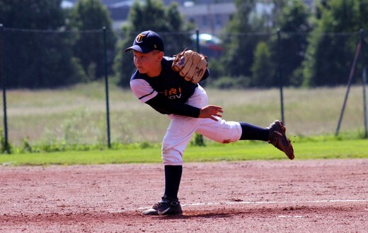 baseball-rytiri-u11-260613-pitch_sima.jpg