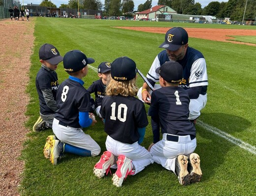 baseball-rytiri-u7-250913-3-porada.jpg