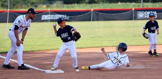 baseball-rytiri-u8-260626-28-slajd.jpg
