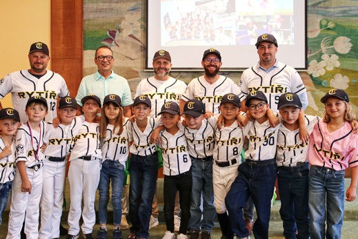 Úspěchy mladých baseballových Rytířů U8 ocenil starosta města