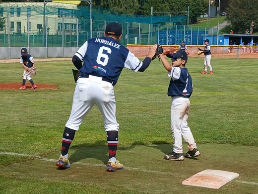 baseball-rytiri-u9-250830-2-catch.jpg