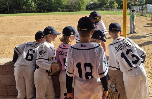 baseball-rytiri-u9-260918-20-talk.jpg