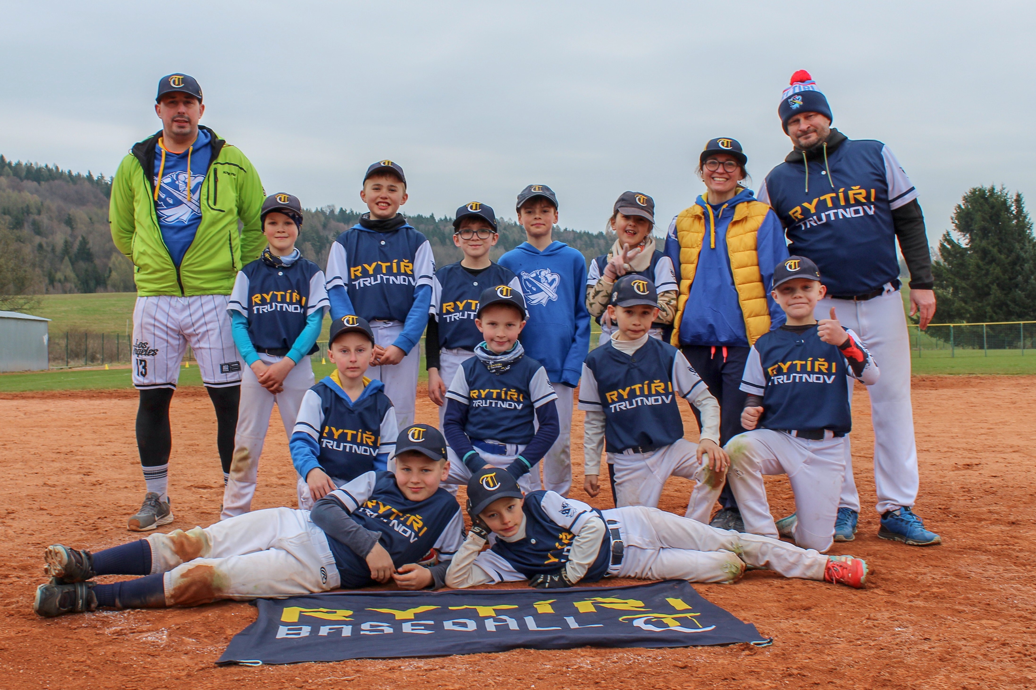 baseball-rytiri-u10-260412-team.jpg