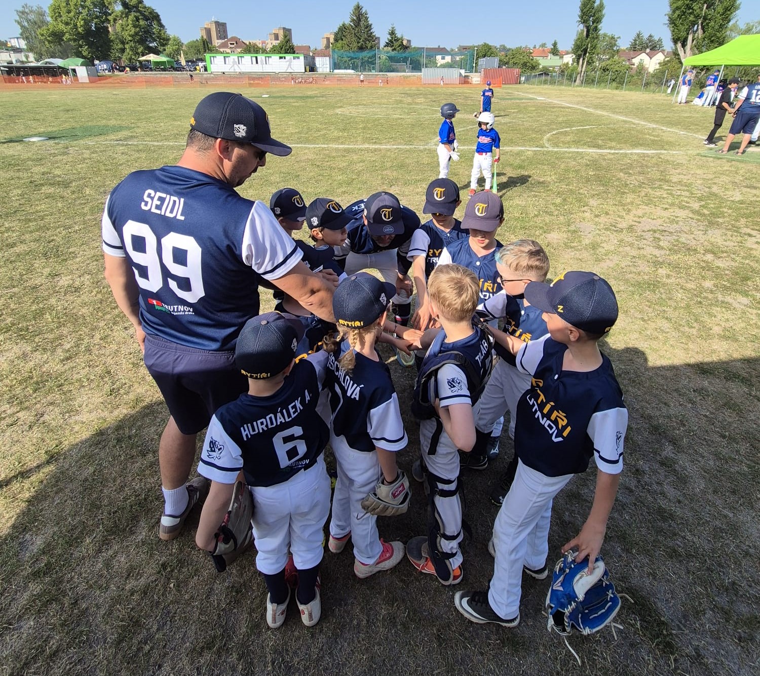 baseball-rytiri-u9-260523-24-talk_blue.jpg